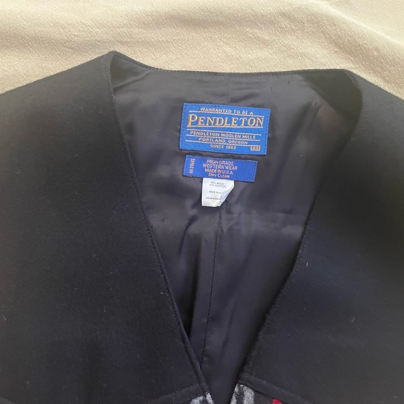 1960s Vintage Pendleton Men’s Vest - Picture 6 of 8